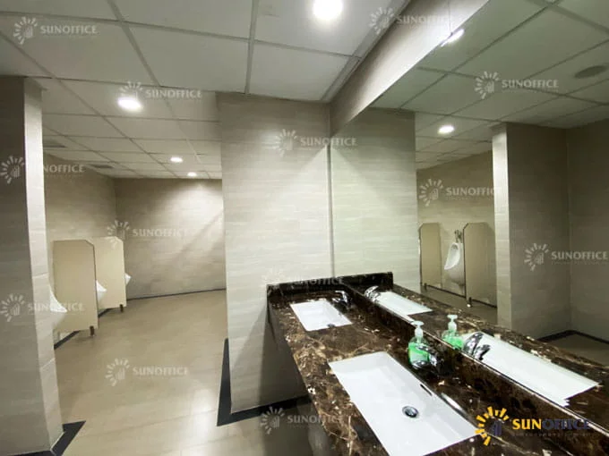 Thái Nam Building 7 Khu vực vệ sinh bên trong tòa văn phòng Thai Building Cầu Giấy