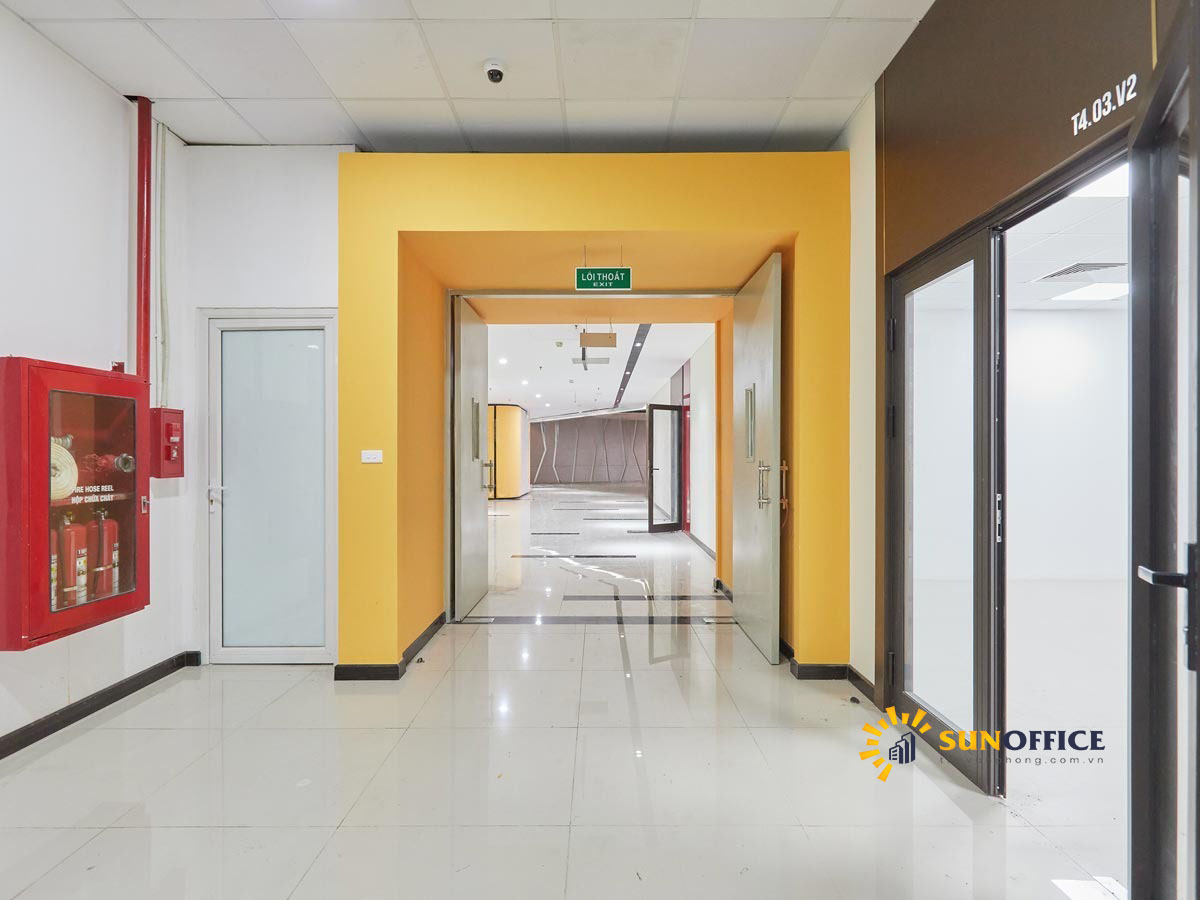 Hành lang tòa nhà Victoria Văn Phú Hà Đông