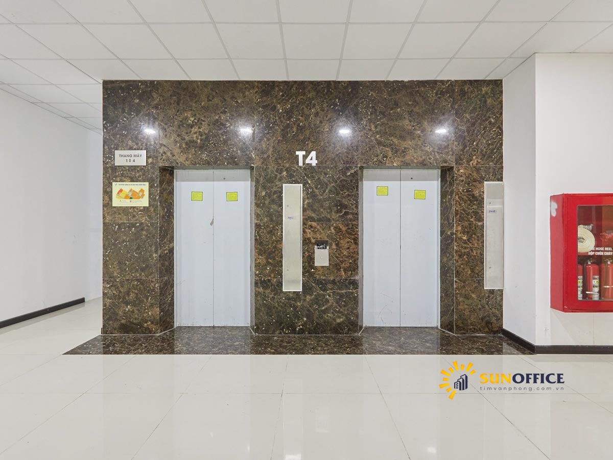 Thang máy tòa nhà Victoria Văn Phú Hà Đông