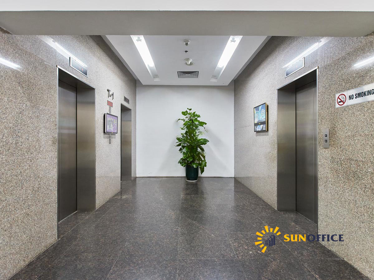 Sảnh thang máy tòa nhà Hancorp Plaza
