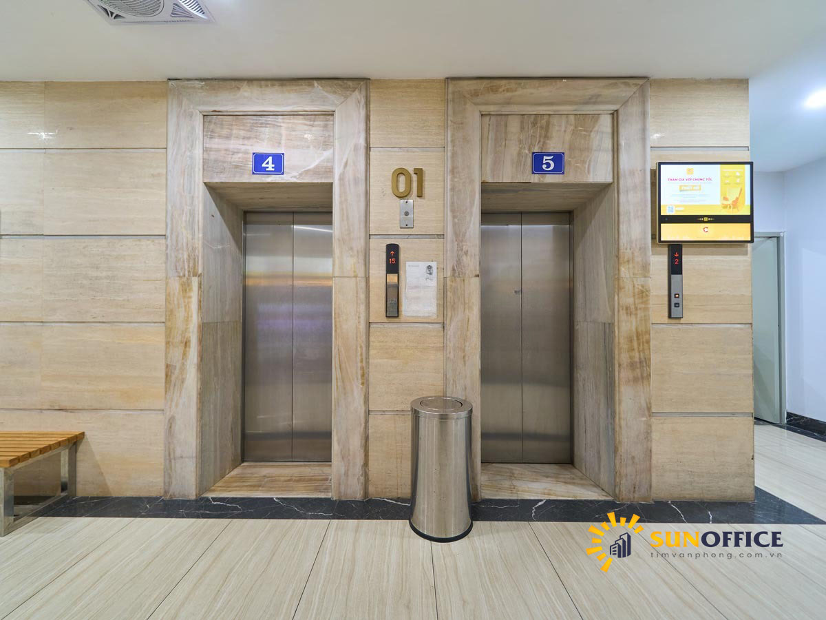 Sảnh thang máy tòa nhà Mỹ Đình Plaza