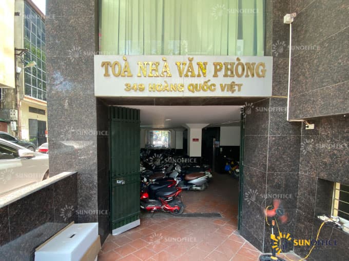 Lối vào hầm gửi xe tòa nhà 349 Hoàng Quốc Việt