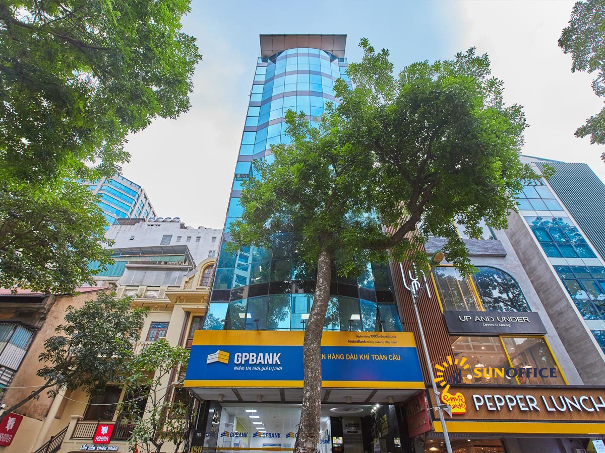 Tòa nhà Royal Building Triệu Việt Vương
