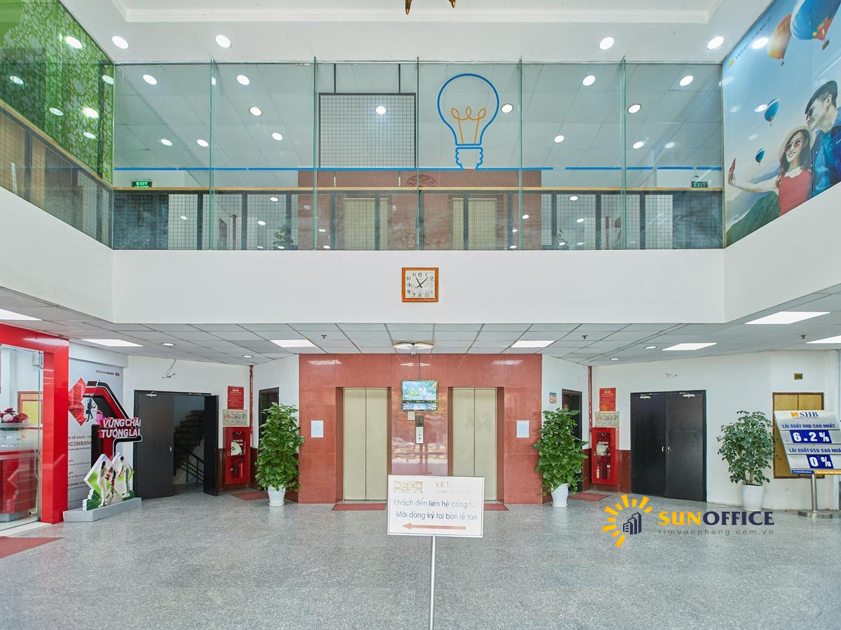 Sảnh tầng 1 tại tòa nhà VET Building