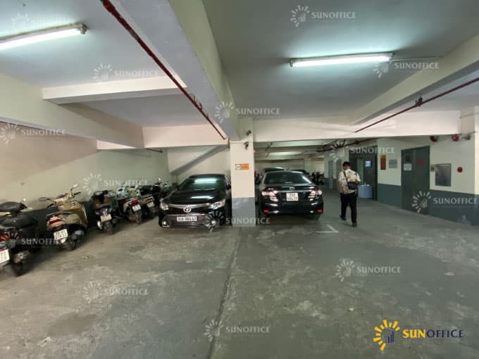 Hầm đỗ xe tại tòa nhà văn phòng Sao Bắc Hoàn Kiếm
