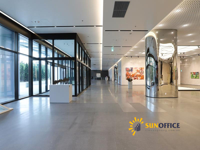 Không gian tầng 1 Lotte Mall Westlake Hà Nội