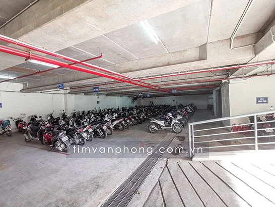 Tầng hầm đỗ xe của tòa nhà Kim Hoàn Duy Tân