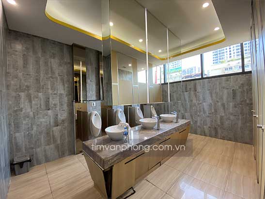 Thiết kế khu vực nhà vệ sinh The Legend Nguyễn Tuân