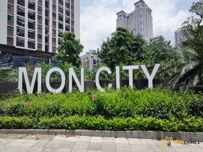 Mon City là khu đô thị mới tại Mỹ Đình bao gồm khối đế văn phòng và các căn biệt thự liền kề cho thuê