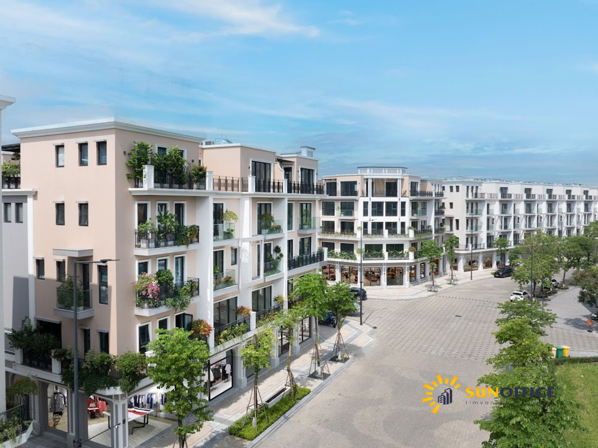 The Manor Central Park