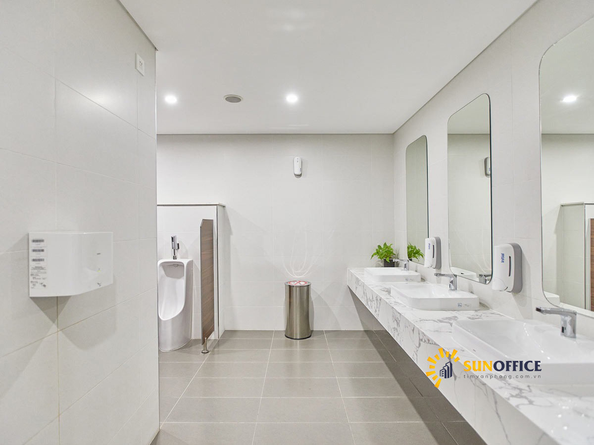 Nhà vệ sinh IDMC Duy Tân