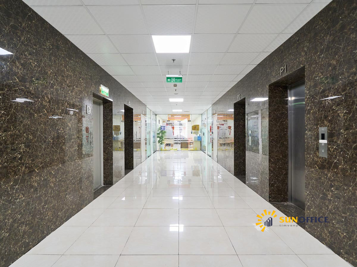 Sảnh thang máy cho thuê tòa nhà Golden Field Nguyễn Cơ Thạch