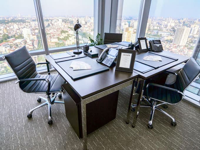Thiết kế hiện đại và đẳng cấp văn phòng trọn gói CEO Suite