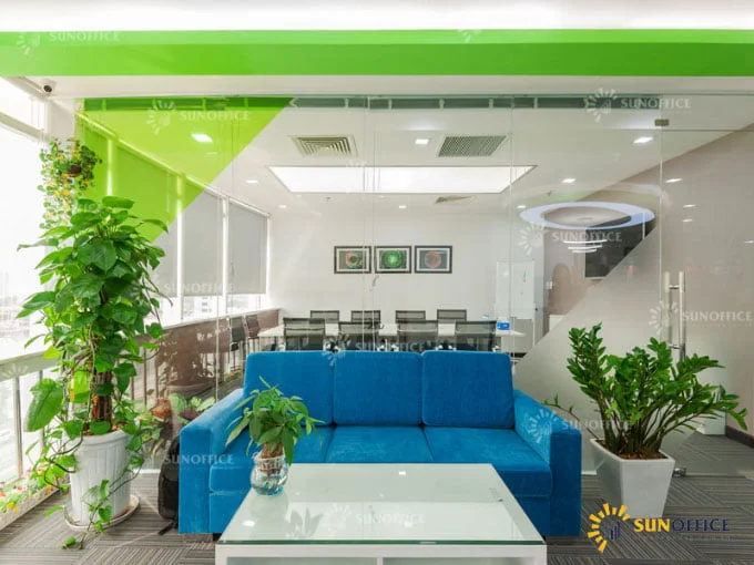 Thiết kế văn phòng trọn gói Aruna Office Khuất Duy Tiến với mầu xanh bắt mắt