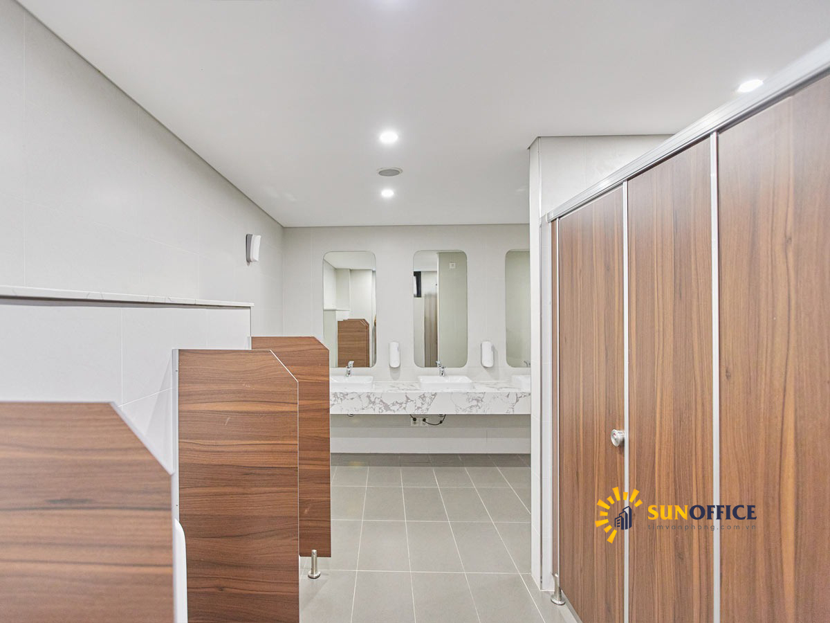 Nhà WC Tòa nhà IDMC Duy Tân