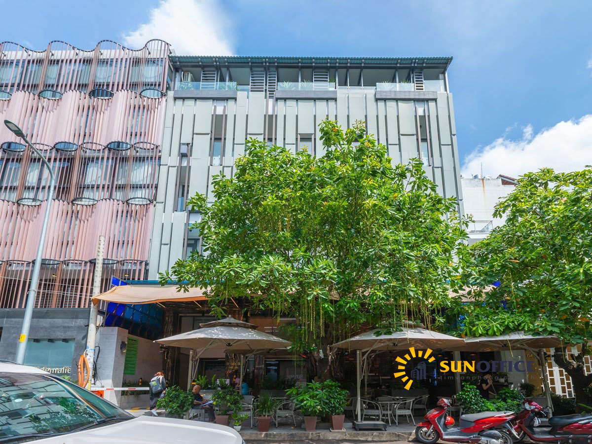 Tòa nhà Nguyễn Hưng Building