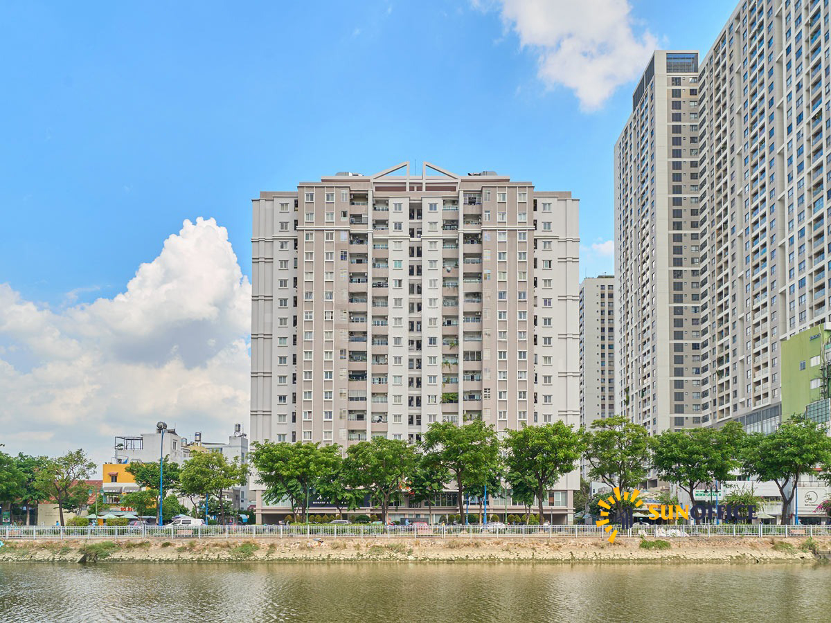 Tòa nhà Oriental Apartment Building