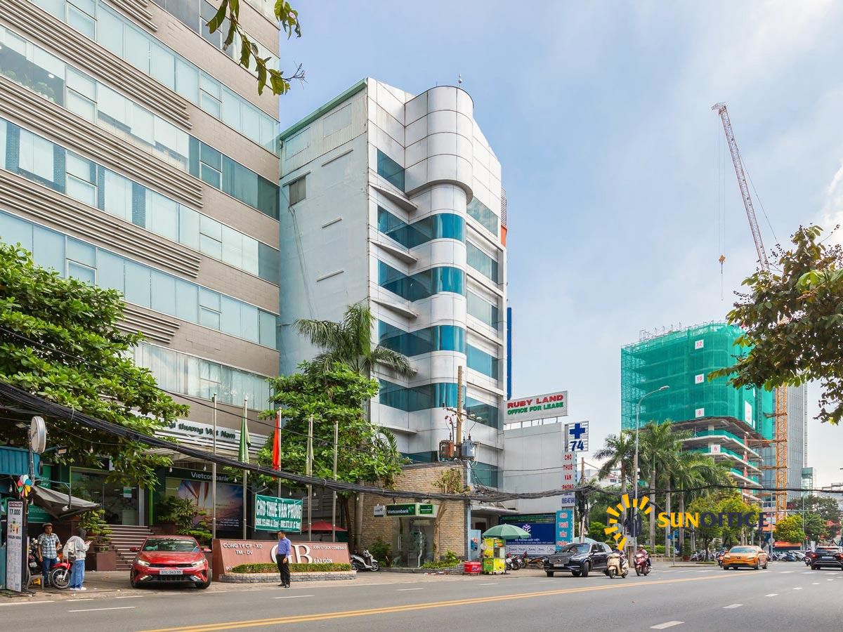 Winner Land Building Cách Mạng Tháng 8