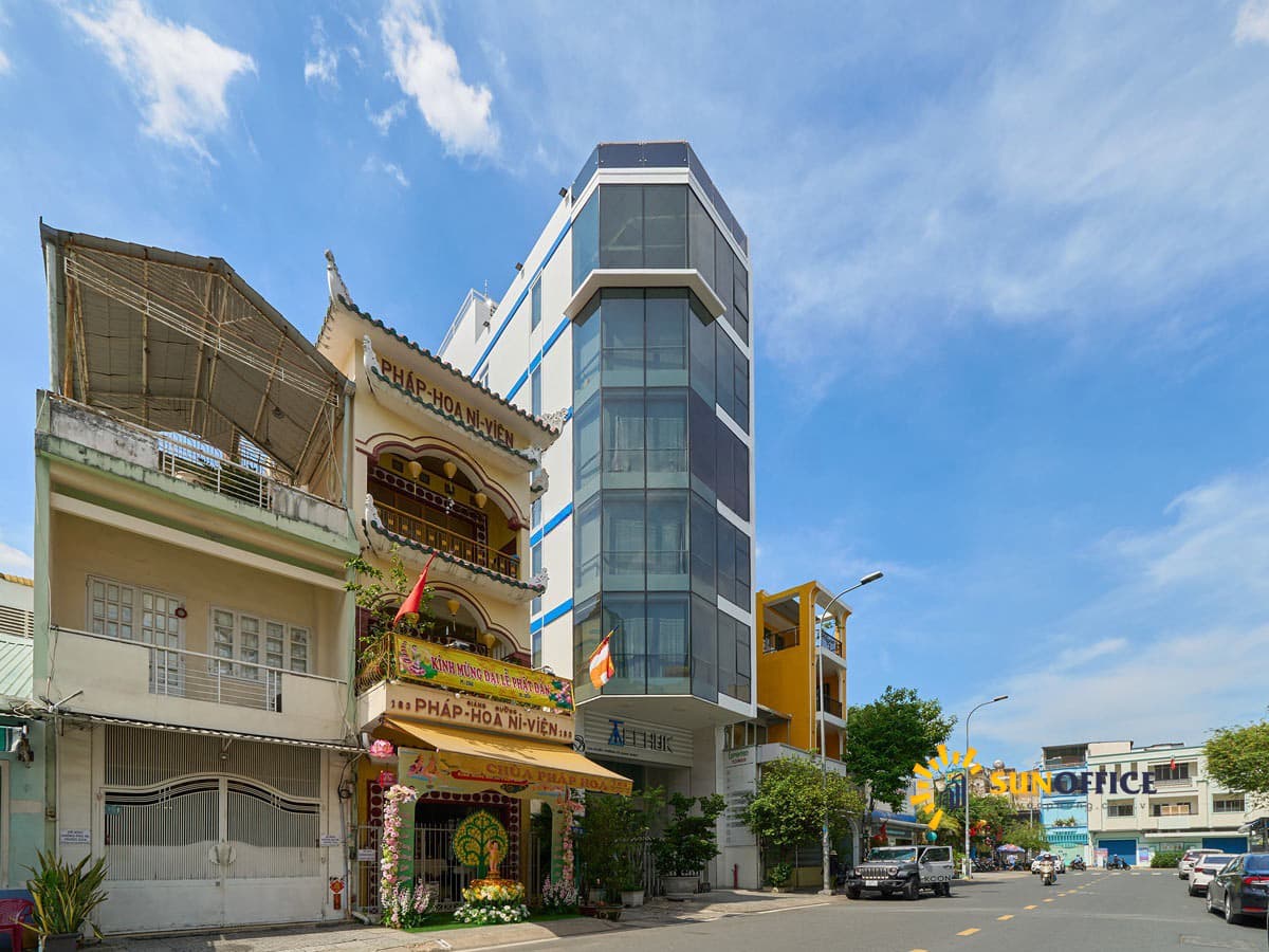 Tòa nhà Longdan Tower Cô Bắc