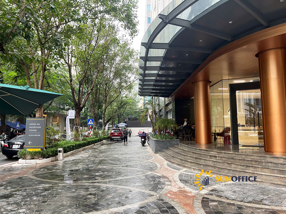 Lối ngoài tòa nhà Hồng Hà Nutrition Tower ngõ 82 Duy Tân