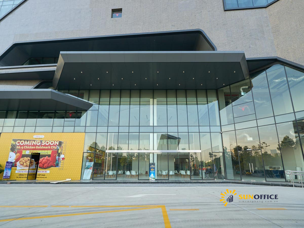 Mặt ngoài tòa nhà Rox Tower Goldmark City