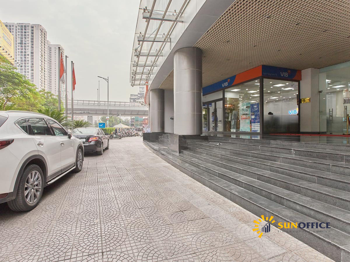 Lối ra vào Hàn Việt Tower