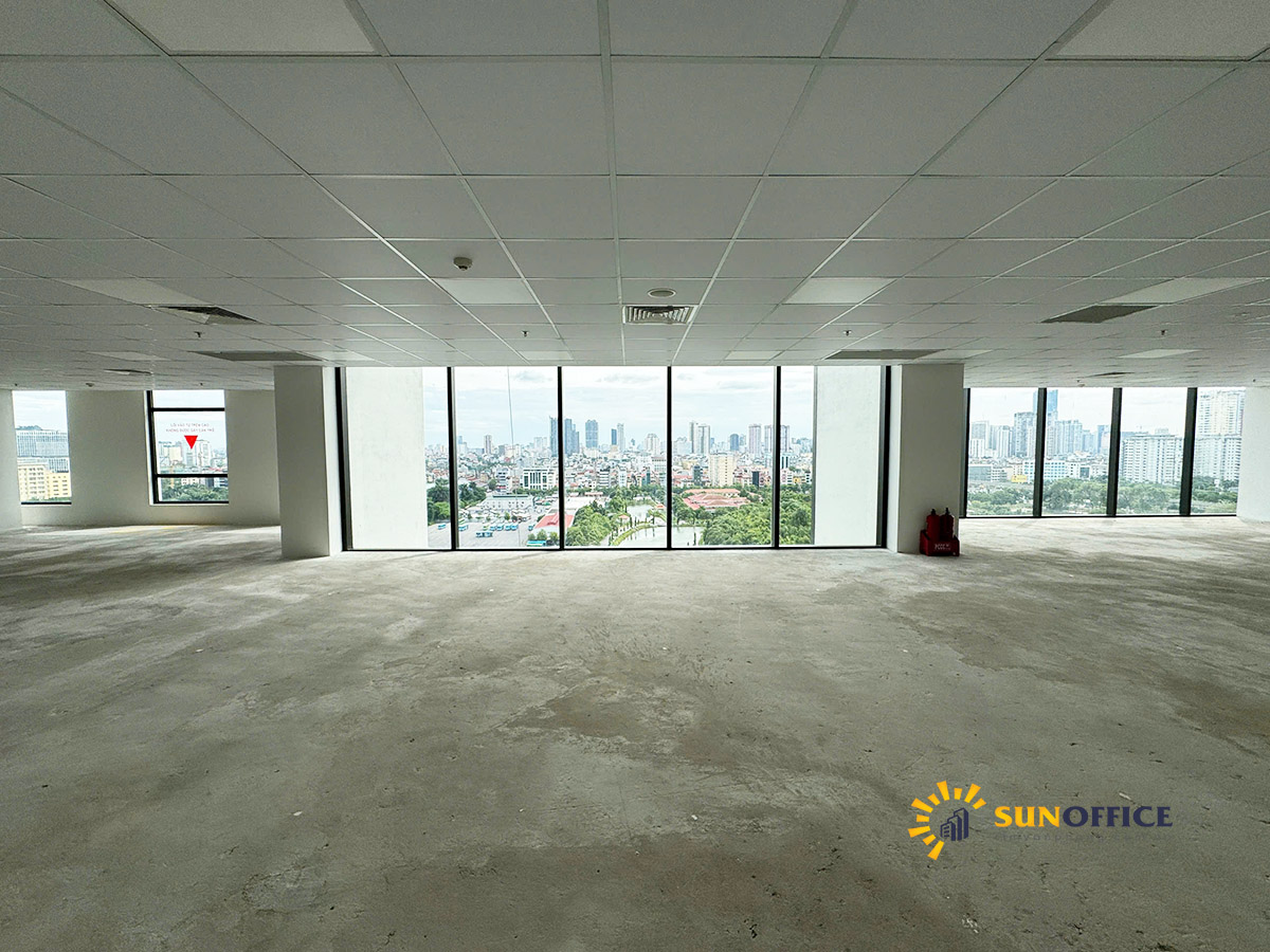 Mặt ngoài tòa nhà Rox Center Hồ Tùng Mậu