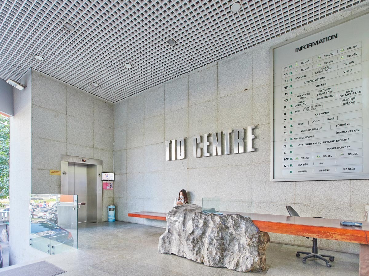 Sảnh tầng 1 tòa nhà TID Centre