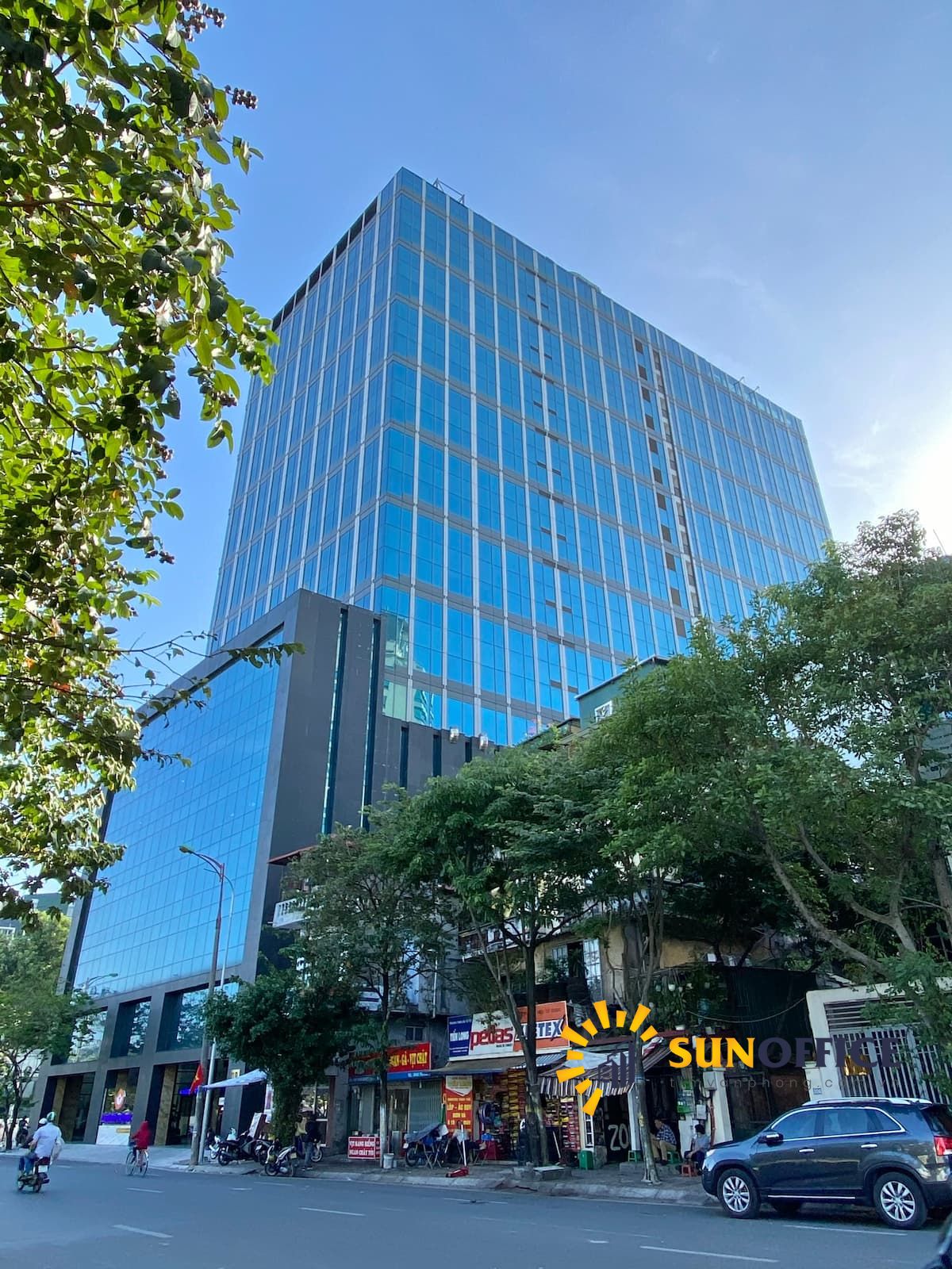 LPB Tower – Thaiholdings Tower