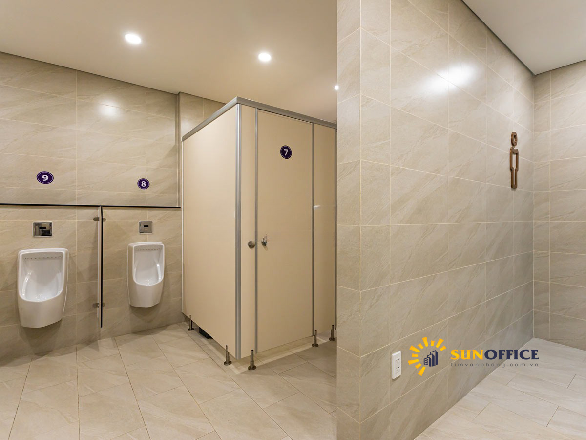 Nhà vệ sinh Thảo Điền Pearl