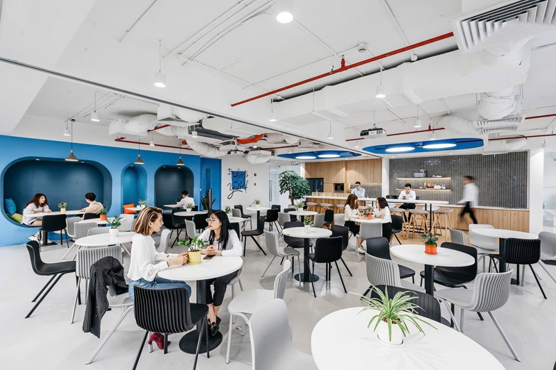 vptg-UpGen-Coworking-Space-Peakview-Tower-36-hoang-cau-louge