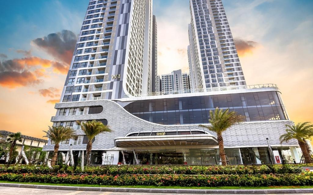 Tòa nhà Vinhomes West Point